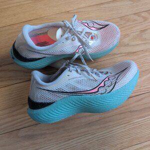 Saucony Endorphin Pro 3 Women's 9 Running Shoes Mint Fog Vizi S10755-25 pink